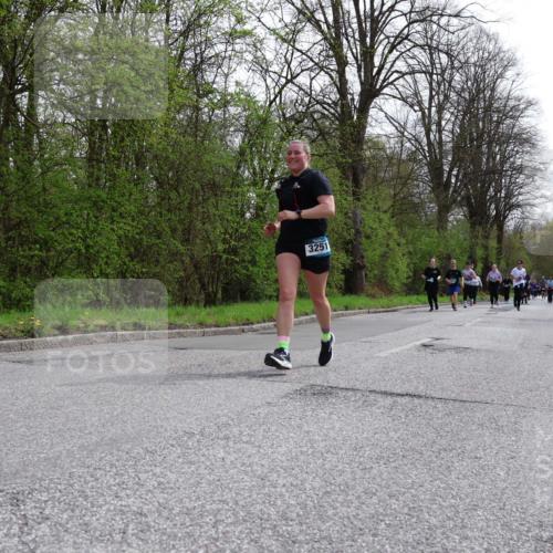 12.04.2026 - 45. Internationalen Wilhelmsburger Insellauf Yannick Fuchs http://msf.ph/oto/9496557 12.04.2026 13:08:04 Laufen 3251 meine-sportfotos.de