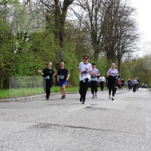 12.04.2026 - 45. Internationalen Wilhelmsburger Insellauf Yannick Fuchs http://msf.ph/oto/9496617 12.04.2026 13:08:10 Laufen 5003, 3498, 3478 meine-sportfotos.de