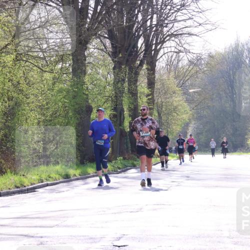 12.04.2026 - 45. Internationalen Wilhelmsburger Insellauf Yannick Fuchs http://msf.ph/oto/9496622 12.04.2026 10:53:07 Laufen 3149 meine-sportfotos.de