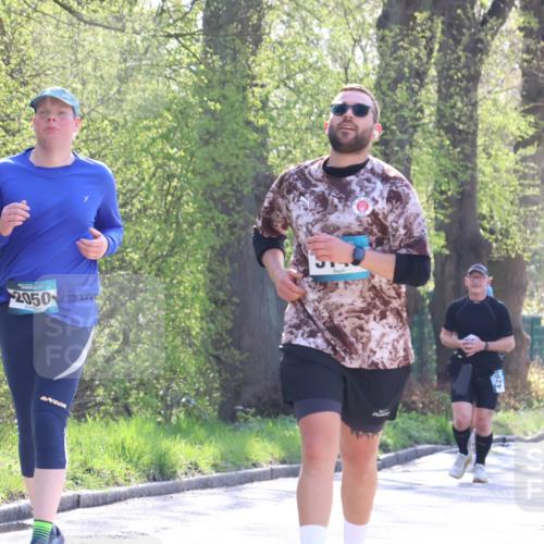 12.04.2026 - 45. Internationalen Wilhelmsburger Insellauf Yannick Fuchs http://msf.ph/oto/9496650 12.04.2026 10:53:10 Laufen 2050 meine-sportfotos.de
