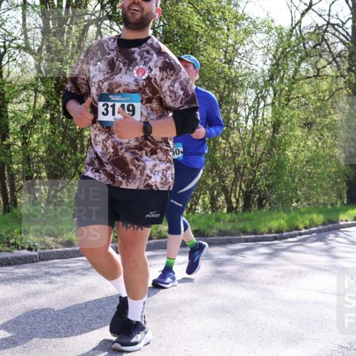12.04.2026 - 45. Internationalen Wilhelmsburger Insellauf Yannick Fuchs http://msf.ph/oto/9496700 12.04.2026 10:53:15 Laufen 3119, 1910, 50 meine-sportfotos.de