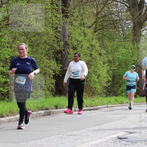 12.04.2026 - 45. Internationalen Wilhelmsburger Insellauf Yannick Fuchs http://msf.ph/oto/9496718 12.04.2026 13:08:20 Laufen 2562, 2469, 4121, 2061, 310, 3353 meine-sportfotos.de