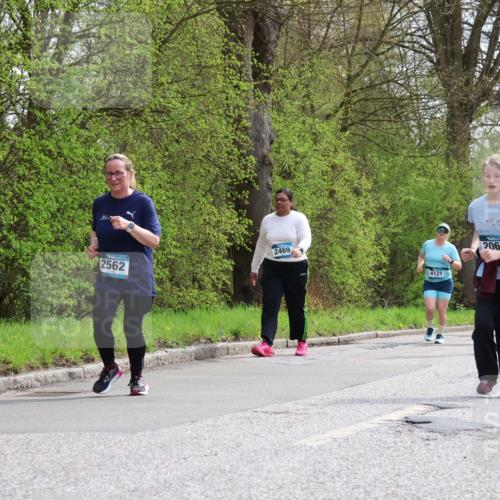 12.04.2026 - 45. Internationalen Wilhelmsburger Insellauf Yannick Fuchs http://msf.ph/oto/9496719 12.04.2026 13:08:20 Laufen 2469, 2562, 4121, 2061, 1353, 310, 3915 meine-sportfotos.de