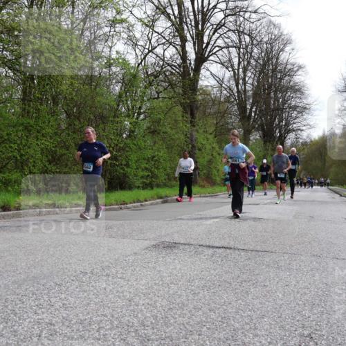 12.04.2026 - 45. Internationalen Wilhelmsburger Insellauf Yannick Fuchs http://msf.ph/oto/9496733 12.04.2026 13:08:21 Laufen 562, 2061, 3915 meine-sportfotos.de