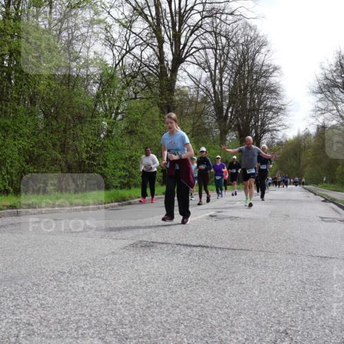 12.04.2026 - 45. Internationalen Wilhelmsburger Insellauf Yannick Fuchs http://msf.ph/oto/9496746 12.04.2026 13:08:22 Laufen 2562, 3915 meine-sportfotos.de
