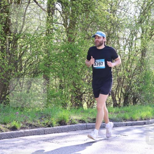 12.04.2026 - 45. Internationalen Wilhelmsburger Insellauf Yannick Fuchs http://msf.ph/oto/9496766 12.04.2026 10:53:23 Laufen 3397 meine-sportfotos.de
