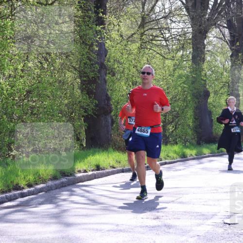 12.04.2026 - 45. Internationalen Wilhelmsburger Insellauf Yannick Fuchs http://msf.ph/oto/9496817 12.04.2026 10:53:30 Laufen 572, 2800, 4865 meine-sportfotos.de