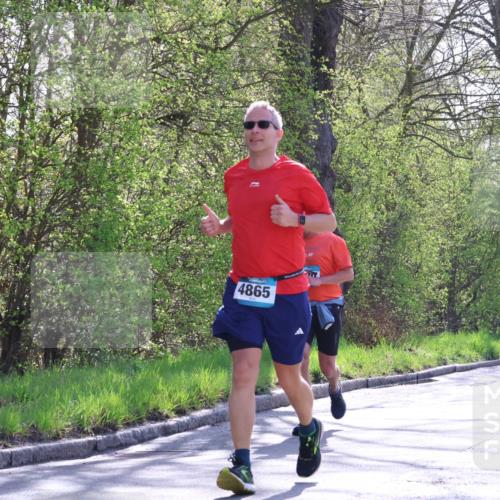 12.04.2026 - 45. Internationalen Wilhelmsburger Insellauf Yannick Fuchs http://msf.ph/oto/9496831 12.04.2026 10:53:31 Laufen 4865, 2800 meine-sportfotos.de