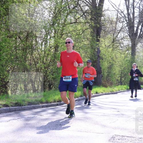 12.04.2026 - 45. Internationalen Wilhelmsburger Insellauf Yannick Fuchs http://msf.ph/oto/9496837 12.04.2026 10:53:32 Laufen 4865, 572, 2800 meine-sportfotos.de