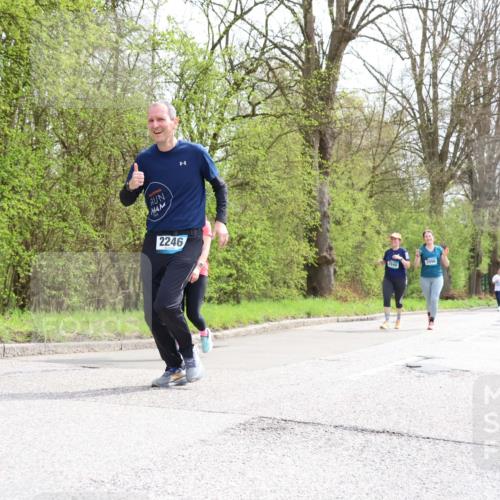 12.04.2026 - 45. Internationalen Wilhelmsburger Insellauf Yannick Fuchs http://msf.ph/oto/9496838 12.04.2026 13:08:31 Laufen 2246, 2840, 1998 meine-sportfotos.de