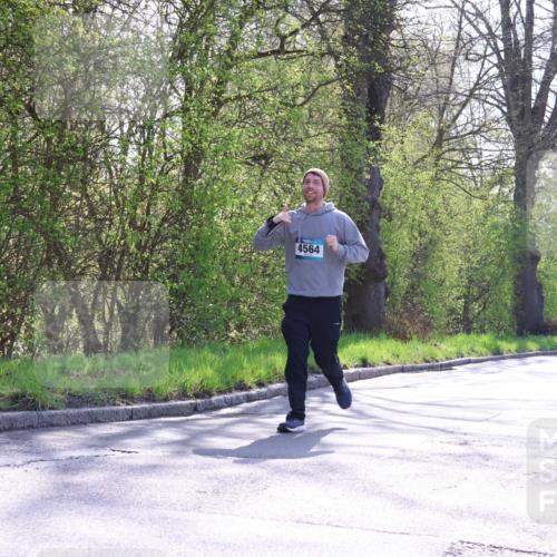 12.04.2026 - 45. Internationalen Wilhelmsburger Insellauf Yannick Fuchs http://msf.ph/oto/9496911 12.04.2026 10:53:40 Laufen 4564 meine-sportfotos.de