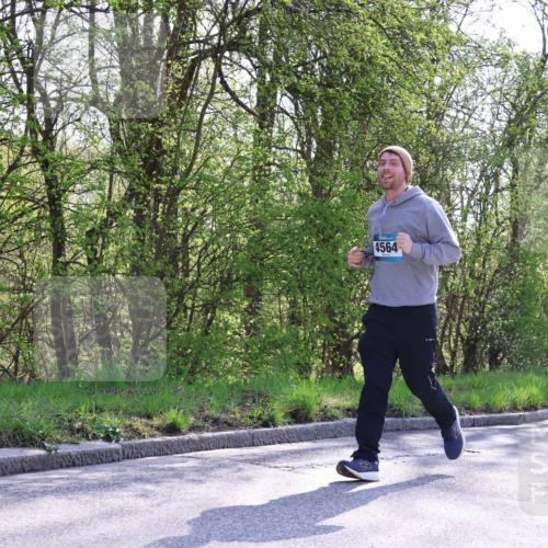 12.04.2026 - 45. Internationalen Wilhelmsburger Insellauf Yannick Fuchs http://msf.ph/oto/9496928 12.04.2026 10:53:41 Laufen 4564 meine-sportfotos.de