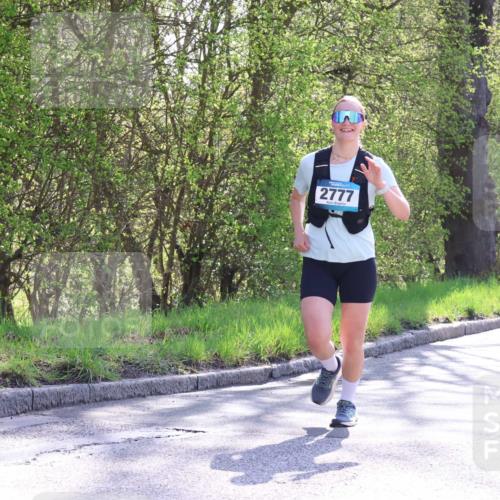 12.04.2026 - 45. Internationalen Wilhelmsburger Insellauf Yannick Fuchs http://msf.ph/oto/9497001 12.04.2026 10:53:53 Laufen 2777 meine-sportfotos.de