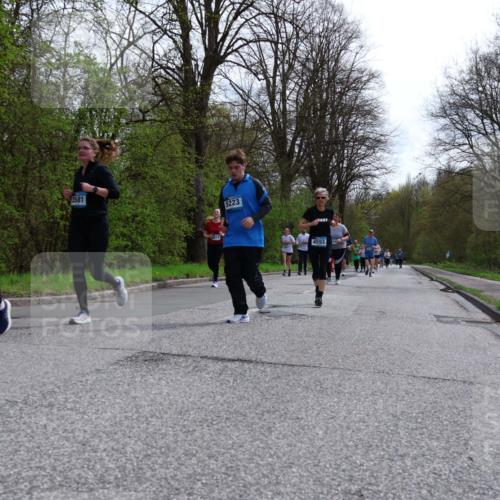 12.04.2026 - 45. Internationalen Wilhelmsburger Insellauf Yannick Fuchs http://msf.ph/oto/9497051 12.04.2026 13:08:52 Laufen 1557, 3581, 5223, 4593 meine-sportfotos.de