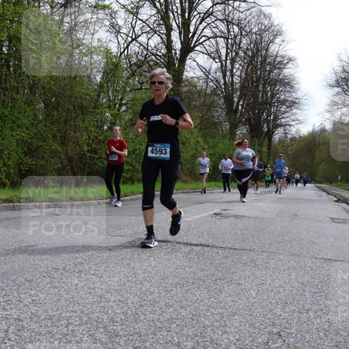 12.04.2026 - 45. Internationalen Wilhelmsburger Insellauf Yannick Fuchs http://msf.ph/oto/9497080 12.04.2026 13:08:54 Laufen 3814, 4593 meine-sportfotos.de