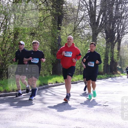 12.04.2026 - 45. Internationalen Wilhelmsburger Insellauf Yannick Fuchs http://msf.ph/oto/9497143 12.04.2026 10:54:09 Laufen 4334, 3517, 0000 meine-sportfotos.de