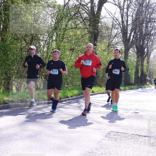 12.04.2026 - 45. Internationalen Wilhelmsburger Insellauf Yannick Fuchs http://msf.ph/oto/9497152 12.04.2026 10:54:10 Laufen 4334, 3517, 0000 meine-sportfotos.de