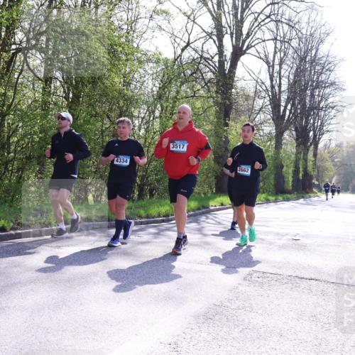 12.04.2026 - 45. Internationalen Wilhelmsburger Insellauf Yannick Fuchs http://msf.ph/oto/9497160 12.04.2026 10:54:10 Laufen 4334, 3517, 0000 meine-sportfotos.de