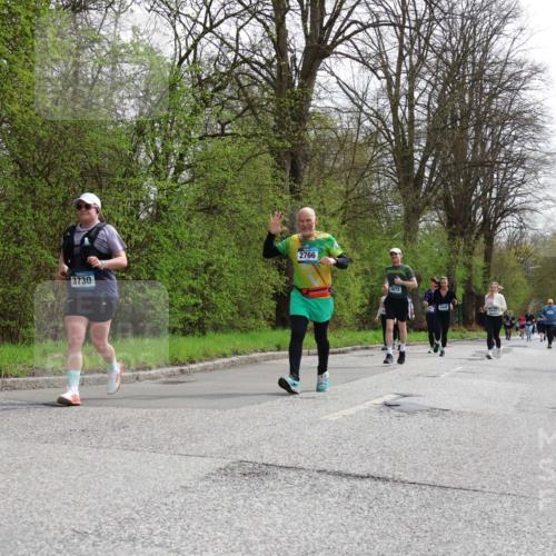 12.04.2026 - 45. Internationalen Wilhelmsburger Insellauf Yannick Fuchs http://msf.ph/oto/9497191 12.04.2026 13:09:04 Laufen 4358, 2766, 3730, 3872, 4442 meine-sportfotos.de