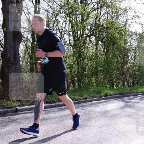 12.04.2026 - 45. Internationalen Wilhelmsburger Insellauf Yannick Fuchs http://msf.ph/oto/9497200 12.04.2026 10:54:14 Laufen 285 meine-sportfotos.de
