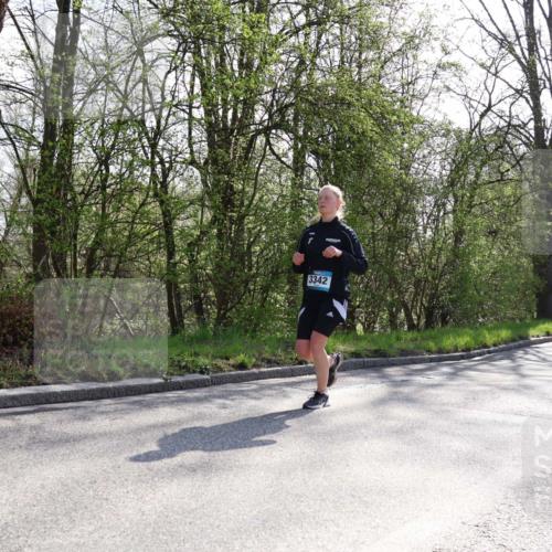 12.04.2026 - 45. Internationalen Wilhelmsburger Insellauf Yannick Fuchs http://msf.ph/oto/9497233 12.04.2026 10:54:24 Laufen 3342 meine-sportfotos.de