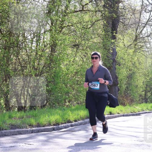 12.04.2026 - 45. Internationalen Wilhelmsburger Insellauf Yannick Fuchs http://msf.ph/oto/9497266 12.04.2026 10:54:28 Laufen 2567, 3920 meine-sportfotos.de