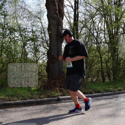 12.04.2026 - 45. Internationalen Wilhelmsburger Insellauf Yannick Fuchs http://msf.ph/oto/9497335 12.04.2026 10:54:45 Laufen 142 meine-sportfotos.de