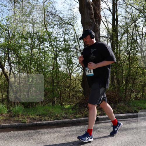 12.04.2026 - 45. Internationalen Wilhelmsburger Insellauf Yannick Fuchs http://msf.ph/oto/9497337 12.04.2026 10:54:45 Laufen 142 meine-sportfotos.de