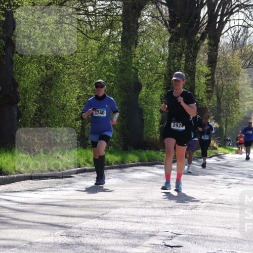 12.04.2026 - 45. Internationalen Wilhelmsburger Insellauf Yannick Fuchs http://msf.ph/oto/9497420 12.04.2026 10:54:56 Laufen 3740, 2924, 3333 meine-sportfotos.de