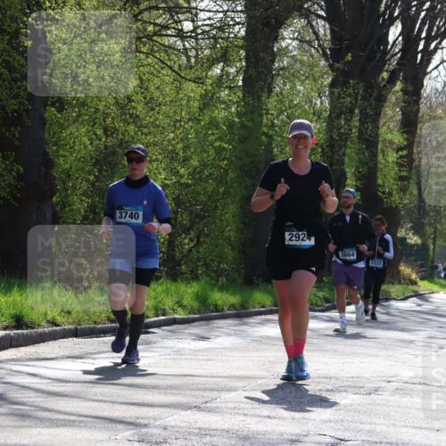 12.04.2026 - 45. Internationalen Wilhelmsburger Insellauf Yannick Fuchs http://msf.ph/oto/9497428 12.04.2026 10:54:57 Laufen 3740, 2924, 3664, 3333, 4977 meine-sportfotos.de