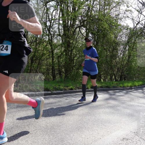 12.04.2026 - 45. Internationalen Wilhelmsburger Insellauf Yannick Fuchs http://msf.ph/oto/9497481 12.04.2026 10:55:02 Laufen 2924 meine-sportfotos.de