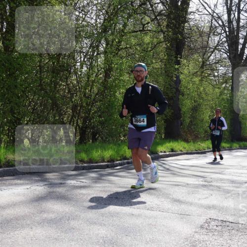 12.04.2026 - 45. Internationalen Wilhelmsburger Insellauf Yannick Fuchs http://msf.ph/oto/9497494 12.04.2026 10:55:04 Laufen 3664, 3333 meine-sportfotos.de