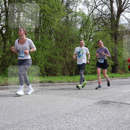12.04.2026 - 45. Internationalen Wilhelmsburger Insellauf Yannick Fuchs http://msf.ph/oto/9497531 12.04.2026 13:09:49 Laufen 3871, 5355, 504 meine-sportfotos.de