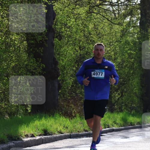 12.04.2026 - 45. Internationalen Wilhelmsburger Insellauf Yannick Fuchs http://msf.ph/oto/9497551 12.04.2026 10:55:11 Laufen 4977 meine-sportfotos.de