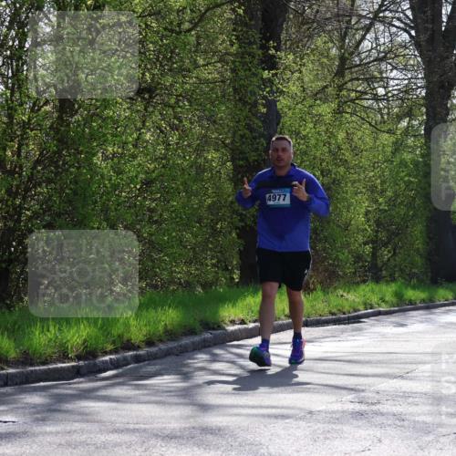 12.04.2026 - 45. Internationalen Wilhelmsburger Insellauf Yannick Fuchs http://msf.ph/oto/9497564 12.04.2026 10:55:12 Laufen 4977, 4949 meine-sportfotos.de