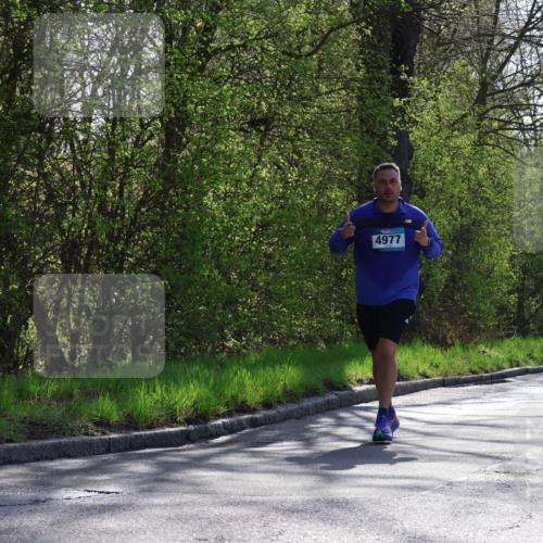 12.04.2026 - 45. Internationalen Wilhelmsburger Insellauf Yannick Fuchs http://msf.ph/oto/9497567 12.04.2026 10:55:12 Laufen 4977, 4949 meine-sportfotos.de