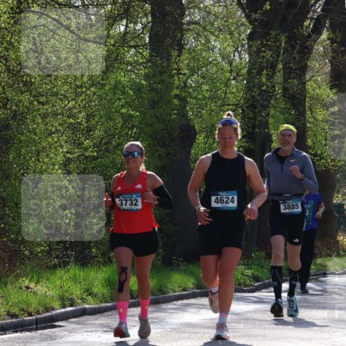 12.04.2026 - 45. Internationalen Wilhelmsburger Insellauf Yannick Fuchs http://msf.ph/oto/9497648 12.04.2026 10:55:23 Laufen 3732, 4624, 3885, 2699, 2686 meine-sportfotos.de