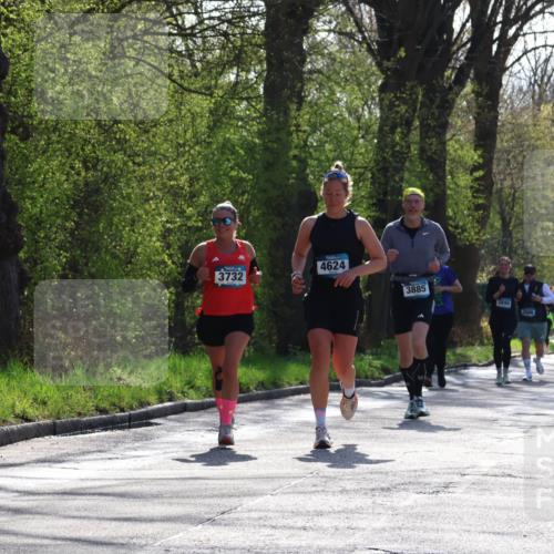 12.04.2026 - 45. Internationalen Wilhelmsburger Insellauf Yannick Fuchs http://msf.ph/oto/9497652 12.04.2026 10:55:23 Laufen 3732, 4624, 3885, 2699, 0169, 2686 meine-sportfotos.de