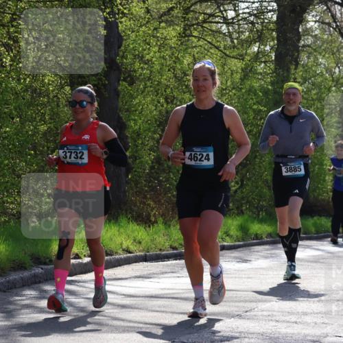 12.04.2026 - 45. Internationalen Wilhelmsburger Insellauf Yannick Fuchs http://msf.ph/oto/9497677 12.04.2026 10:55:26 Laufen 3732, 4624, 3885, 2699 meine-sportfotos.de
