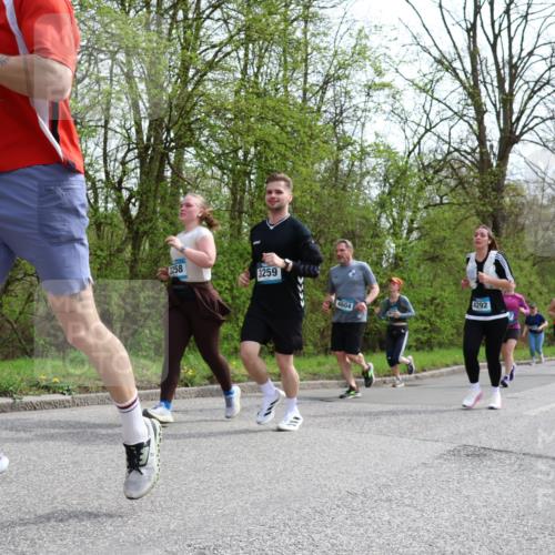 12.04.2026 - 45. Internationalen Wilhelmsburger Insellauf Yannick Fuchs http://msf.ph/oto/9497693 12.04.2026 13:10:06 Laufen 267, 365, 3258, 3259, 4604, 4292 meine-sportfotos.de