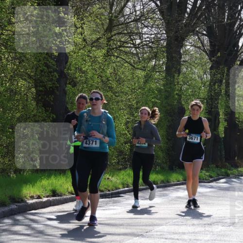 12.04.2026 - 45. Internationalen Wilhelmsburger Insellauf Yannick Fuchs http://msf.ph/oto/9497830 12.04.2026 10:55:44 Laufen 4371, 4252, 3671, 4081 meine-sportfotos.de