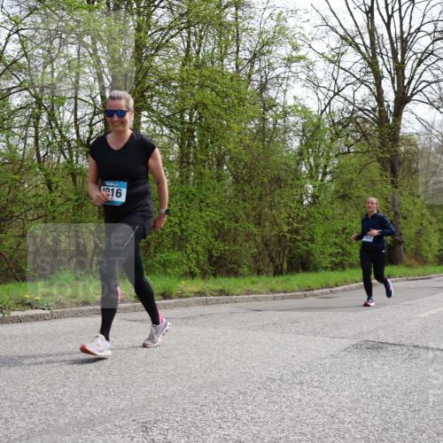 12.04.2026 - 45. Internationalen Wilhelmsburger Insellauf Yannick Fuchs http://msf.ph/oto/9497845 12.04.2026 13:10:24 Laufen 16 meine-sportfotos.de