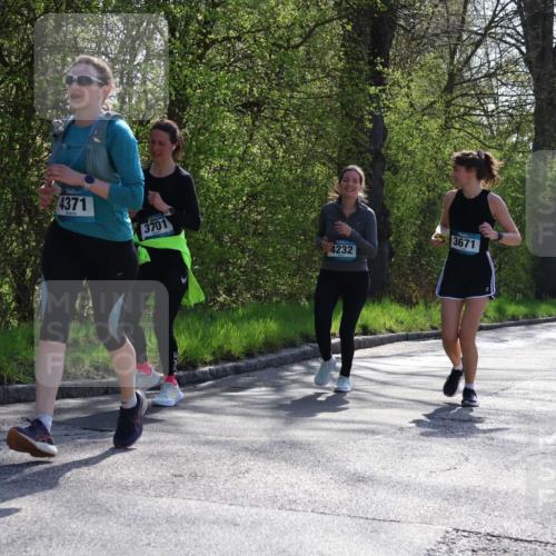 12.04.2026 - 45. Internationalen Wilhelmsburger Insellauf Yannick Fuchs http://msf.ph/oto/9497850 12.04.2026 10:55:46 Laufen 4371, 3701, 4232, 3671 meine-sportfotos.de