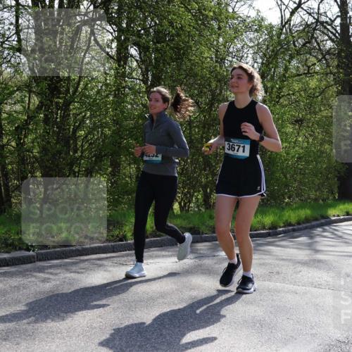 12.04.2026 - 45. Internationalen Wilhelmsburger Insellauf Yannick Fuchs http://msf.ph/oto/9497872 12.04.2026 10:55:48 Laufen 3671, 767 meine-sportfotos.de