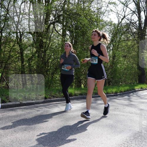 12.04.2026 - 45. Internationalen Wilhelmsburger Insellauf Yannick Fuchs http://msf.ph/oto/9497873 12.04.2026 10:55:49 Laufen 423, 3671 meine-sportfotos.de
