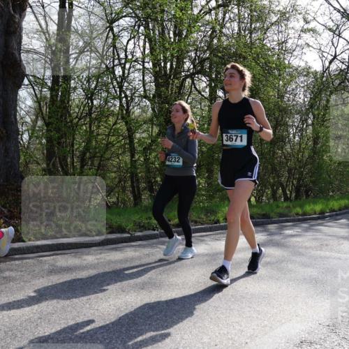 12.04.2026 - 45. Internationalen Wilhelmsburger Insellauf Yannick Fuchs http://msf.ph/oto/9497878 12.04.2026 10:55:49 Laufen 4232, 3671 meine-sportfotos.de