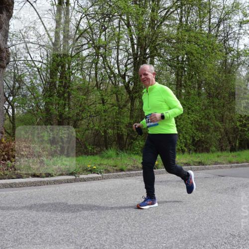 12.04.2026 - 45. Internationalen Wilhelmsburger Insellauf Yannick Fuchs http://msf.ph/oto/9497906 12.04.2026 13:10:46 Laufen  meine-sportfotos.de