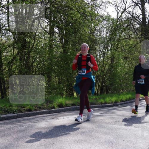 12.04.2026 - 45. Internationalen Wilhelmsburger Insellauf Yannick Fuchs http://msf.ph/oto/9497948 12.04.2026 10:56:00 Laufen 2238, 4956, 2811 meine-sportfotos.de