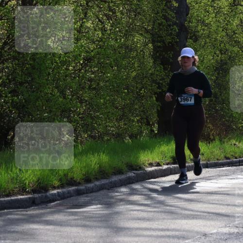 12.04.2026 - 45. Internationalen Wilhelmsburger Insellauf Yannick Fuchs http://msf.ph/oto/9497999 12.04.2026 10:56:05 Laufen 3967, 2330 meine-sportfotos.de