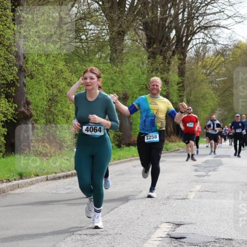 12.04.2026 - 45. Internationalen Wilhelmsburger Insellauf Yannick Fuchs http://msf.ph/oto/9498045 12.04.2026 13:11:13 Laufen 91, 4064, 2258, 3936 meine-sportfotos.de